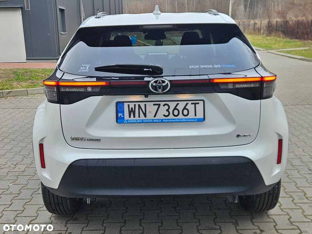 Toyota Yaris Cross Hybrid 1.5 Executive - 32