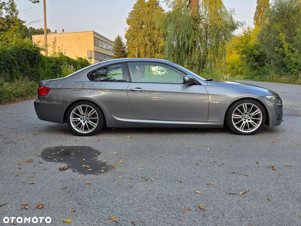 BMW Seria 3 335i Coupe Edition Exclusive - 9