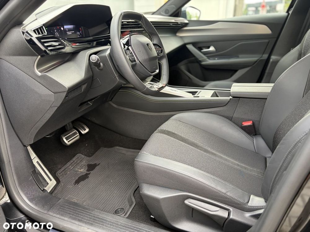 Peugeot 308 1.2 mHEV GT S&S e-DCS6 - 12