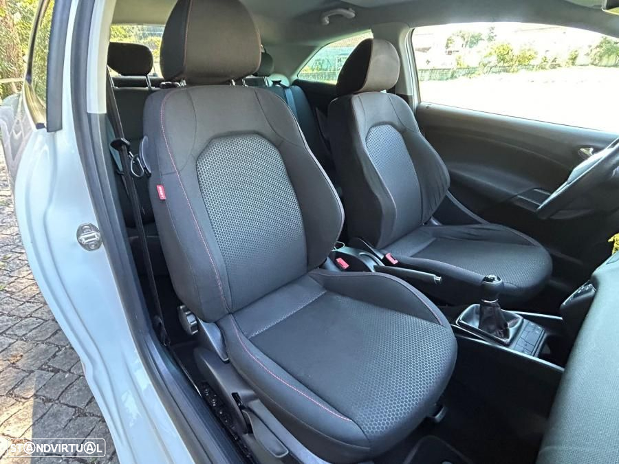 SEAT Ibiza SC 1.6 TDi FR - 32