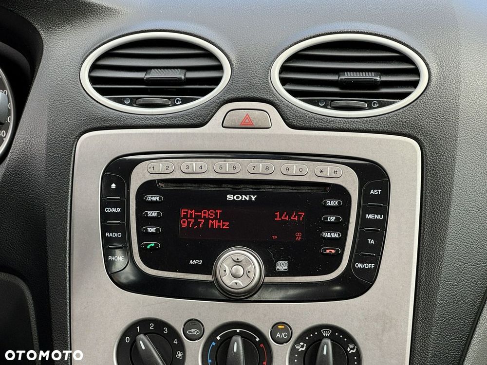 Ford Focus - 31
