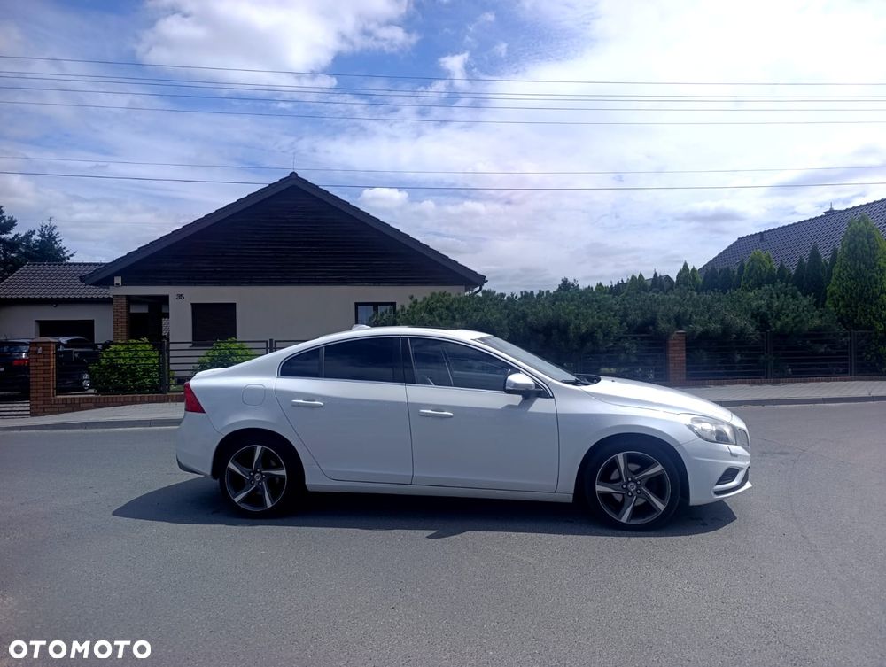 Volvo S60 D3 Geartronic RDesign - 3