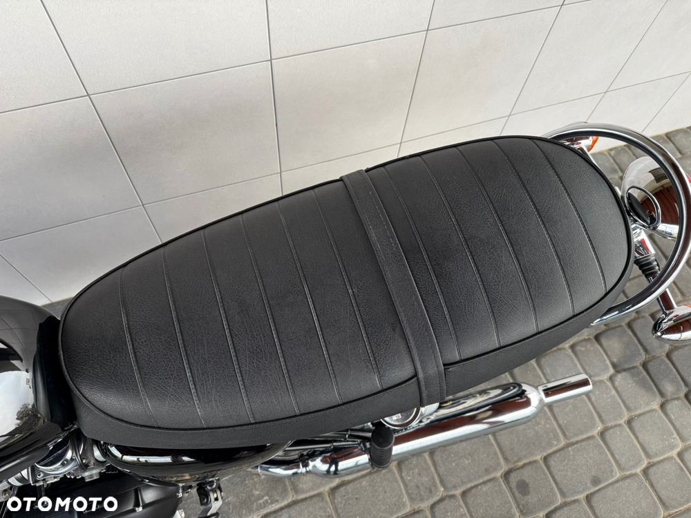 Triumph Bonneville - 29