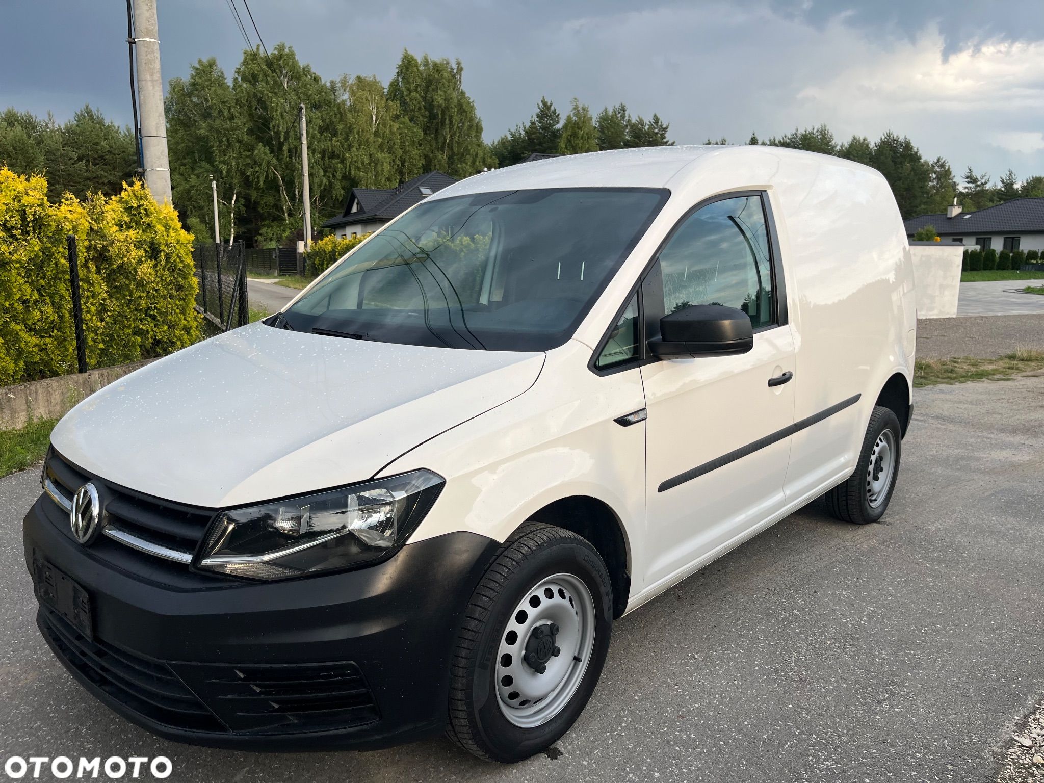 Volkswagen Caddy - 1