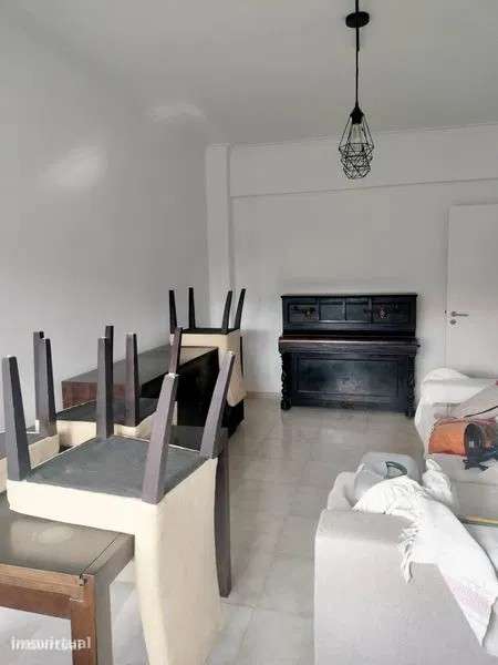 Apartamento T2 para arrendamento em Oeiras - Grande imagem: 2/8
