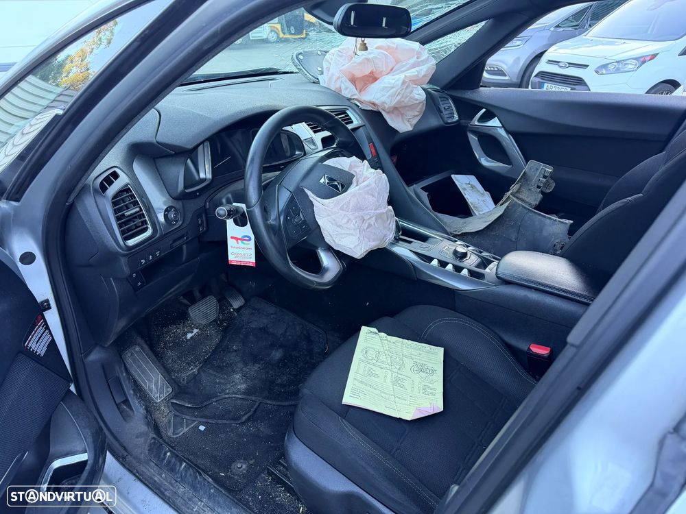 CITROEN DS5 1.6 HDI DE 2012 EM CENTRO DE ABATE EM FIM DE VIDA - 3