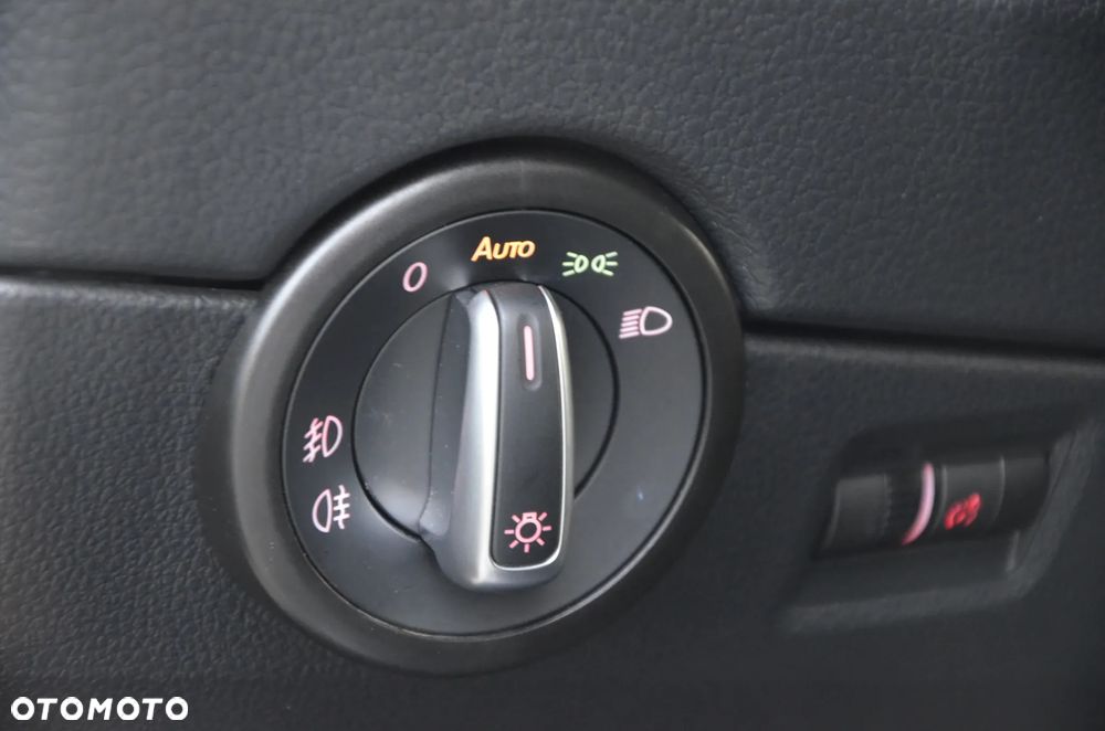 Volkswagen Multivan - 22