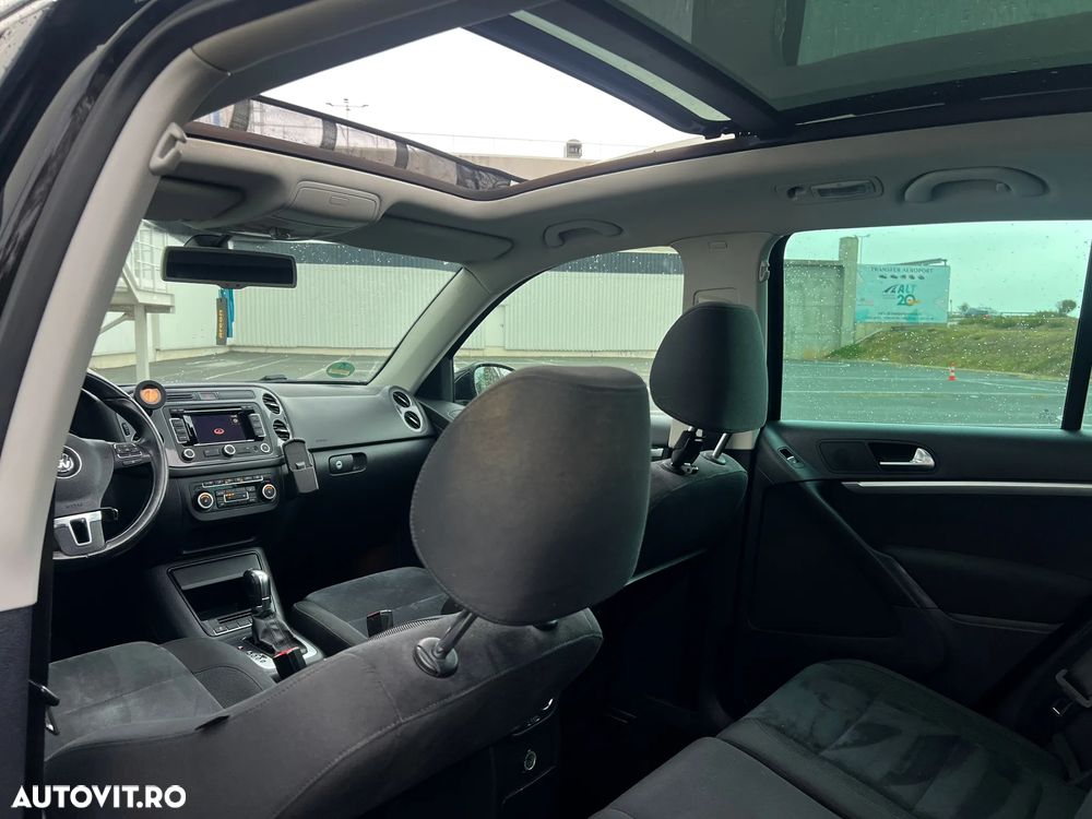 Volkswagen Tiguan 2.0 TDI DPF 4Motion BlueMotion Technology DSG Lounge Sport & Style - 24