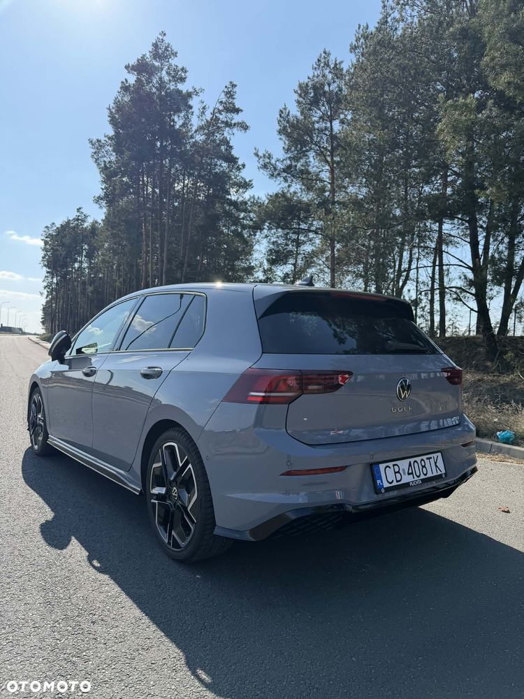 Volkswagen Golf 1.5 eTSI mHEV R-Line Plus DSG - 21