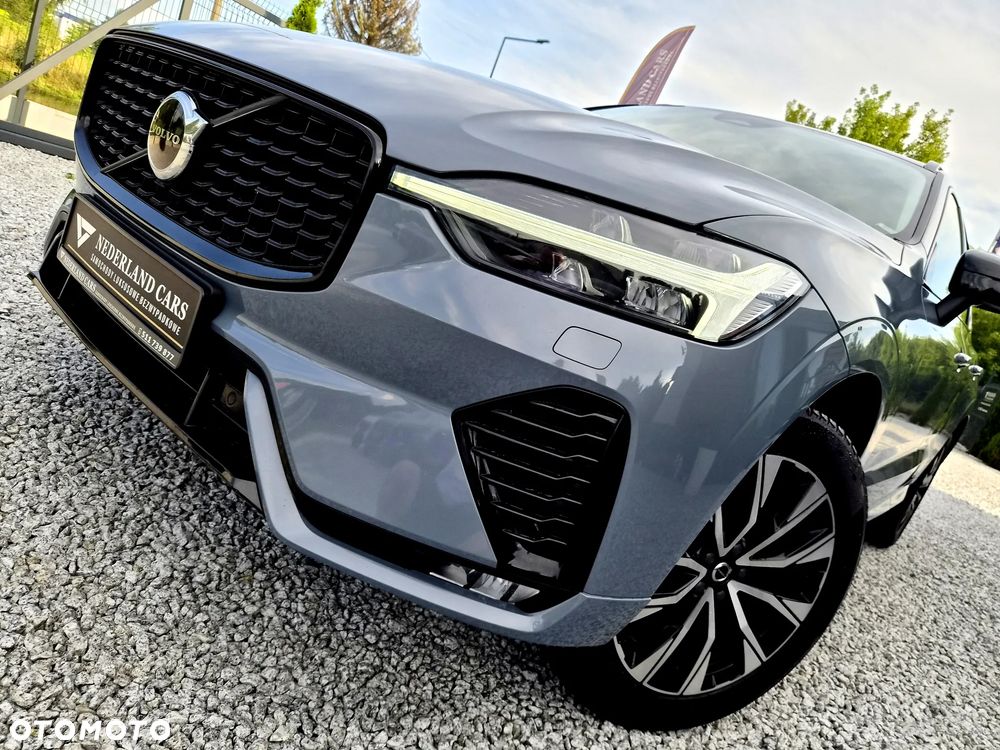 Volvo XC 60 B4 D AWD Plus Dark - 33