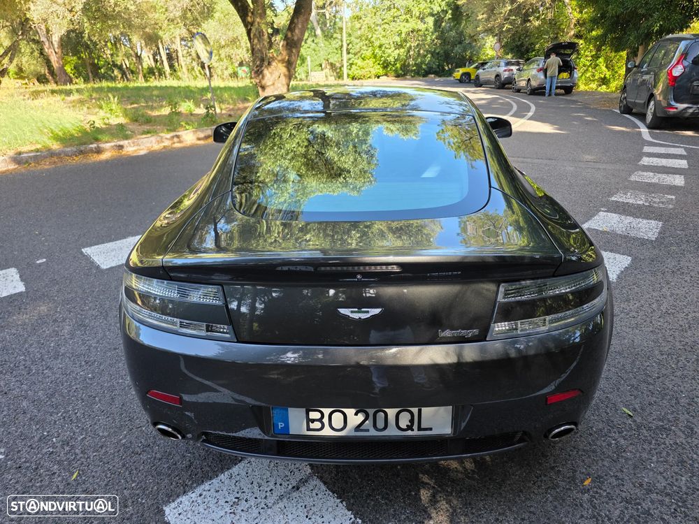 Aston Martin Vantage Coupe Sportshift - 8