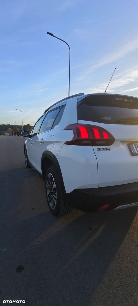 Peugeot 2008 - 25