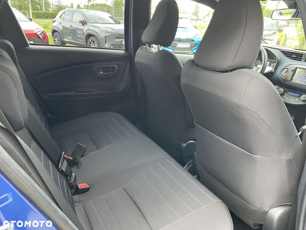 Toyota Yaris - 10