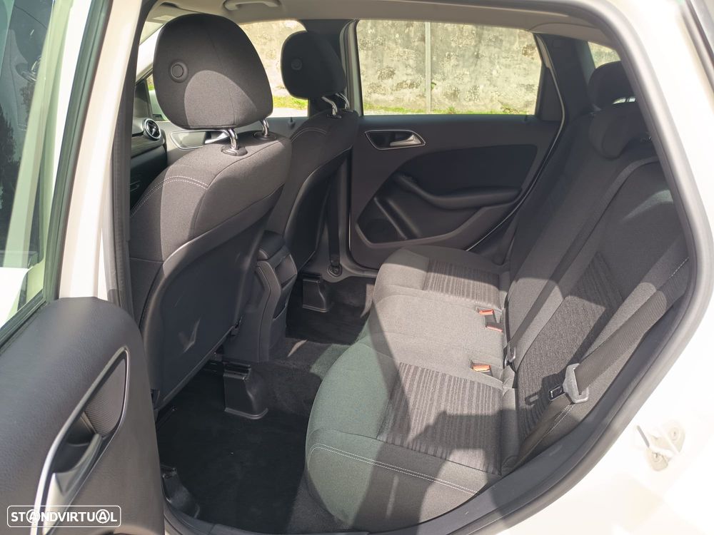 Mercedes-Benz B 180 CDI BlueEFFICIENCY Edition Style - 13