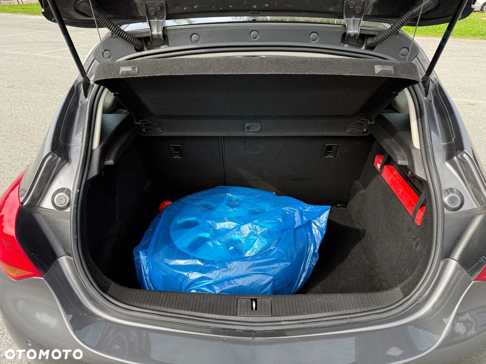 Opel Astra - 33