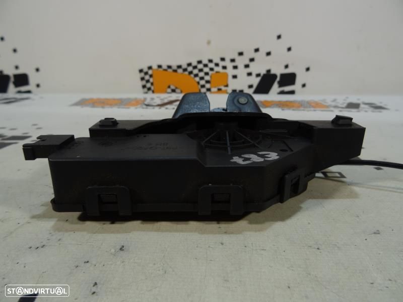 Fecho Da Mala Bmw 1 (E87)  51248196401 / 8196401 / 8 196 401 - 5