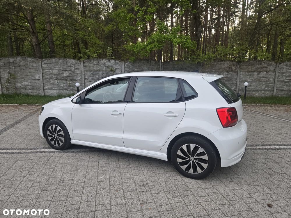 Volkswagen Polo 1.4 TDI (Blue Motion Technology) Comfortline - 8