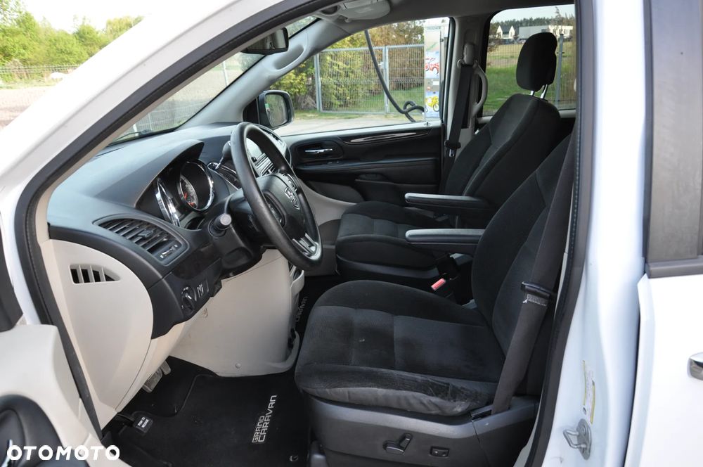 Dodge Grand Caravan 3.6 Express - 24