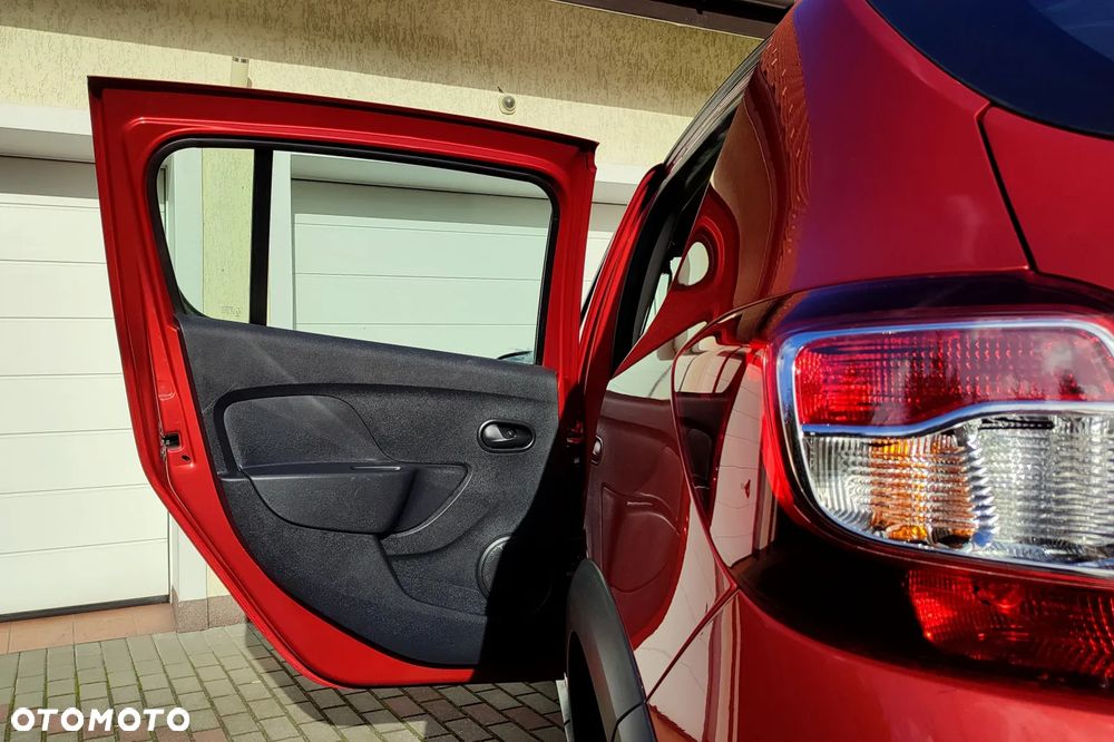 Dacia Sandero TCe 90 Laureate - 24