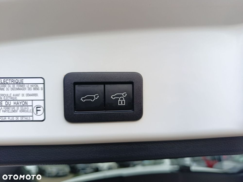 Toyota Corolla Cross - 29