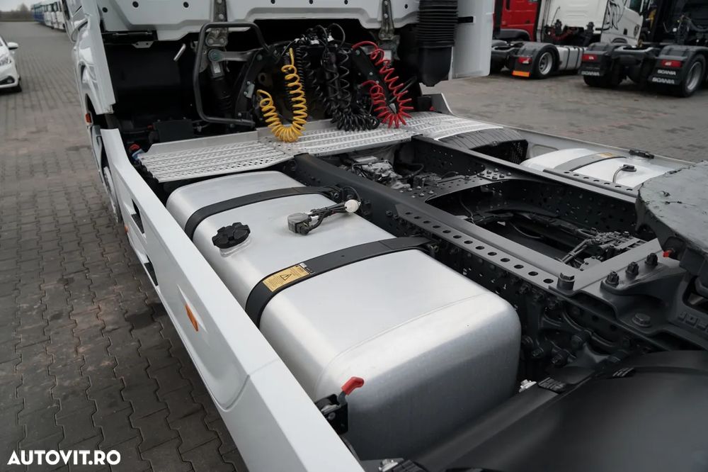 Mercedes-Benz ACTROS 1851 / RETARDER / GIGA SPACE / EURO 6 - 13