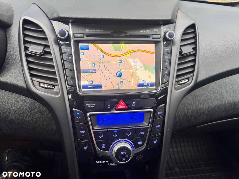 Hyundai i30 1.6 GDI Premium - 13