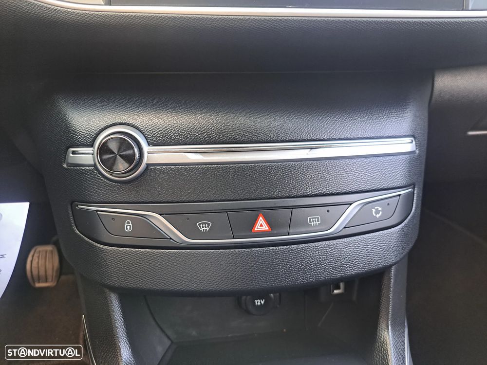 Peugeot 308 1.5 BlueHDi Allure - 27