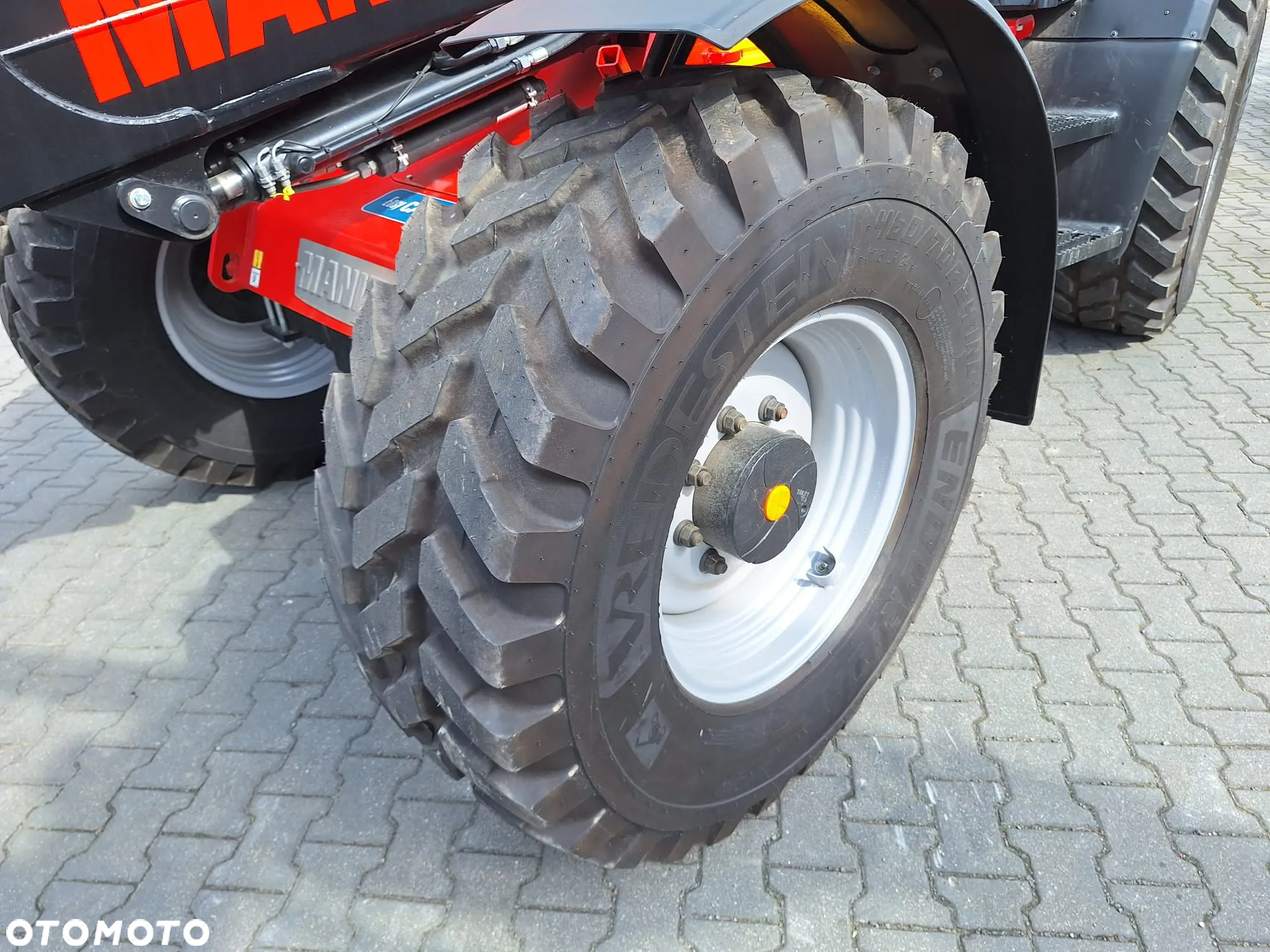 Manitou ładowara przegubowa teleskopowa MLA-T 533 145 V+ Elite - 7