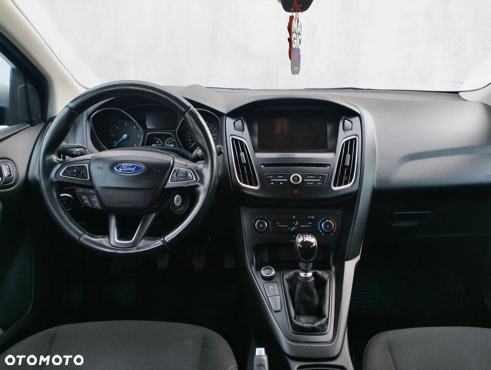Ford Focus 1.5 TDCi DPF Start-Stopp-System COOL&CONNECT - 10