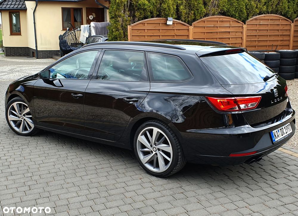 Seat Leon 2.0 TDI DPF Start&Stop DSG FR - 9