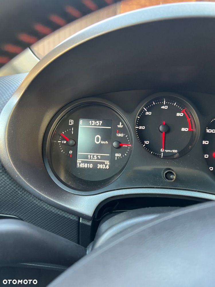 Seat Leon 2.0 TDI DPF FR Limited - 10