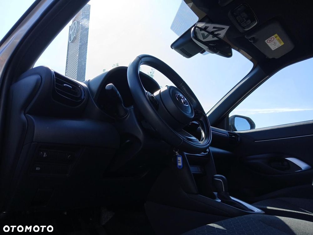Toyota Yaris Cross Hybrid 1.5 Comfort - 17