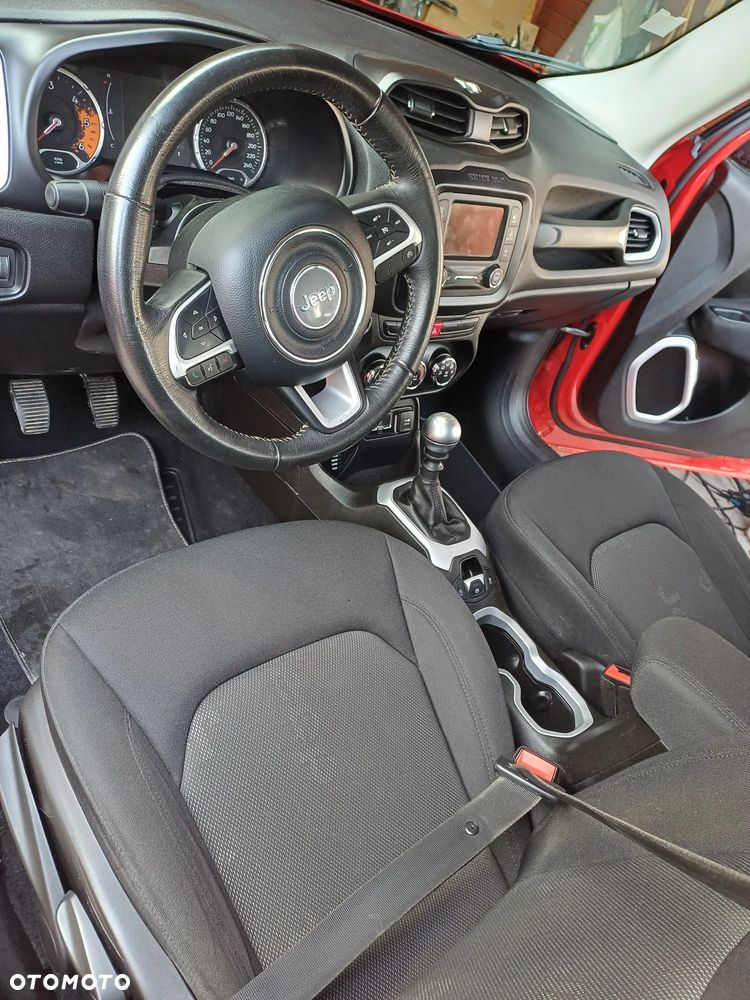 Jeep Renegade - 14
