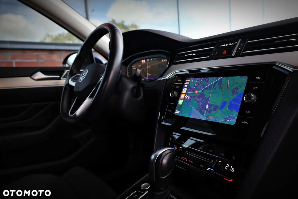 Volkswagen Passat 2.0 TSI Elegance DSG - 17