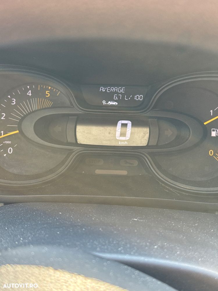 Renault Trafic Combi L1H1 8+1 Authentique - 11