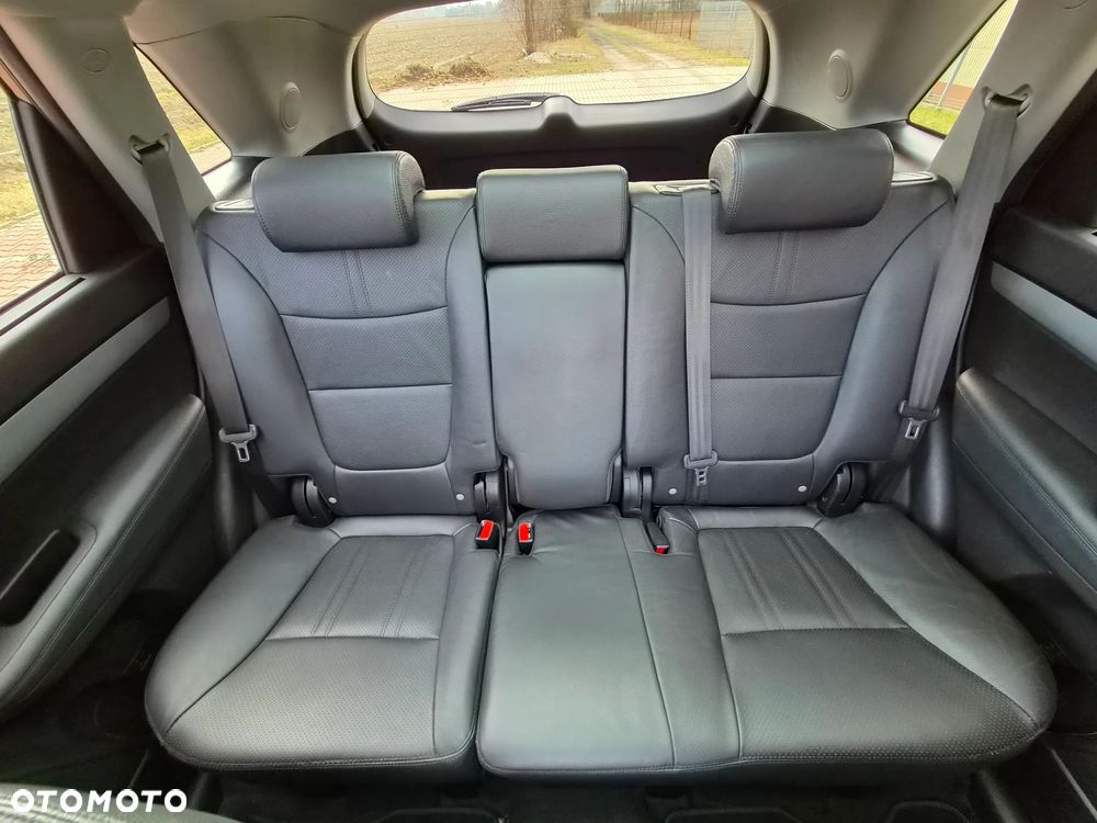 Kia Sorento - 29