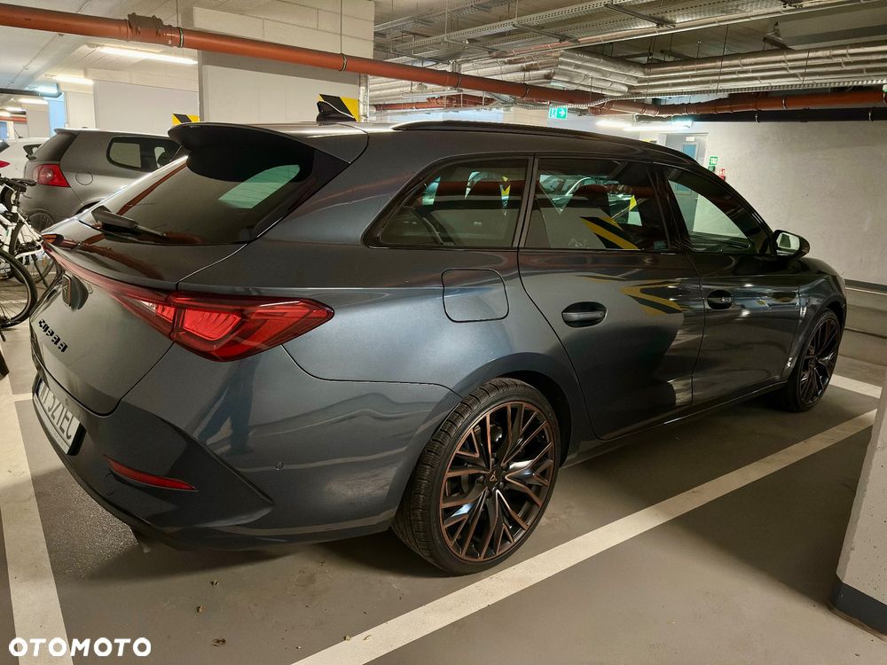 Cupra Leon Sportstourer - 2