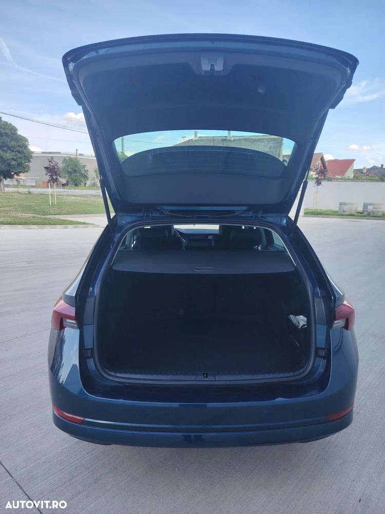 Skoda Octavia 2.0 TDI DSG Exclusive - 34