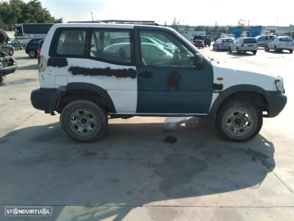 Para peças NISSAN Terrano II (R20) - 4