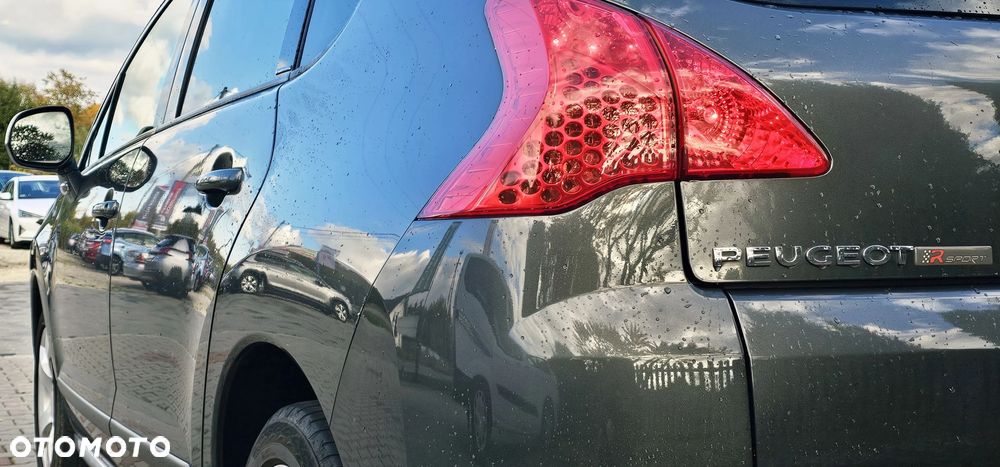 Peugeot 3008 1.6 HDi Premium - 17