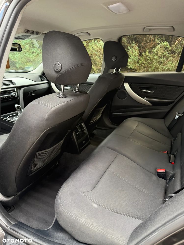 BMW Seria 3 316d M Sport - 18