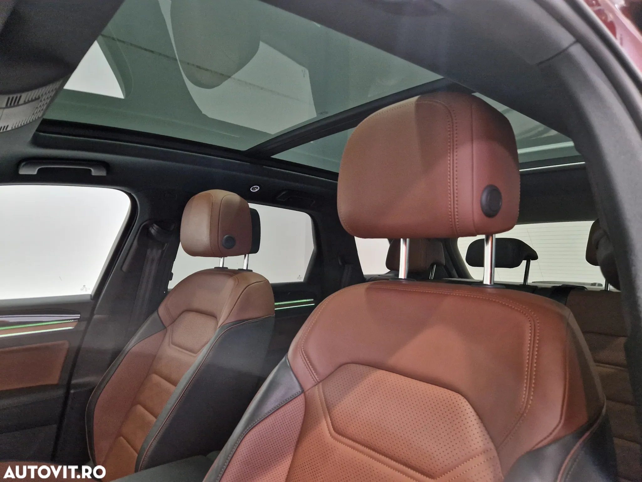 Volkswagen Touareg - 15