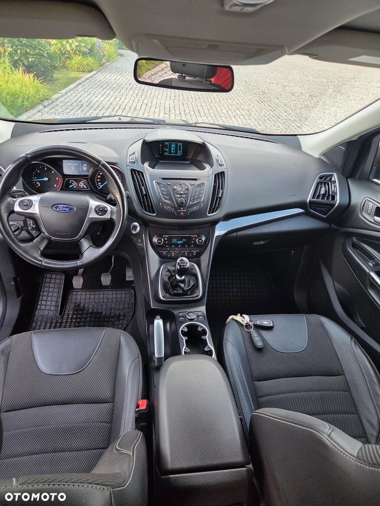Ford Kuga 2.0 TDCi 4x4 Titanium - 4