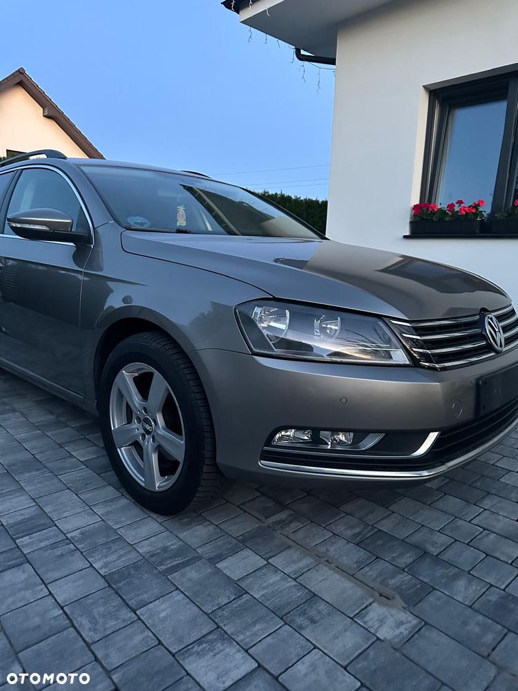 Volkswagen Passat 1.6 TDI BlueMotion Technology Comfortline - 12