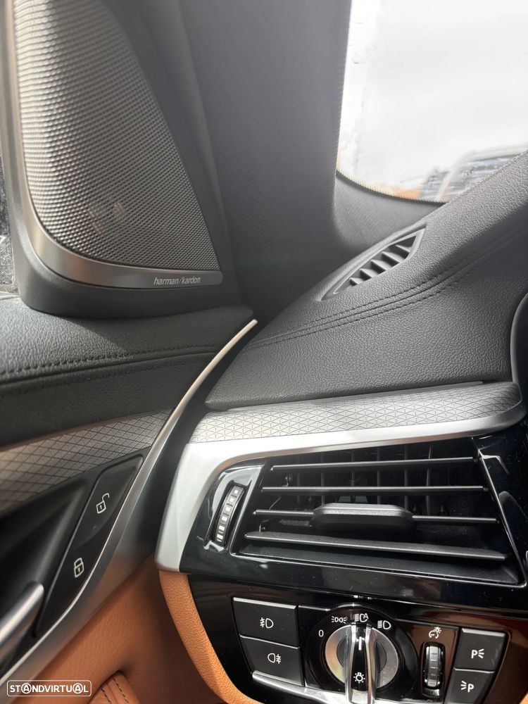 BMW 520 d xDrive Pack M Auto - 13