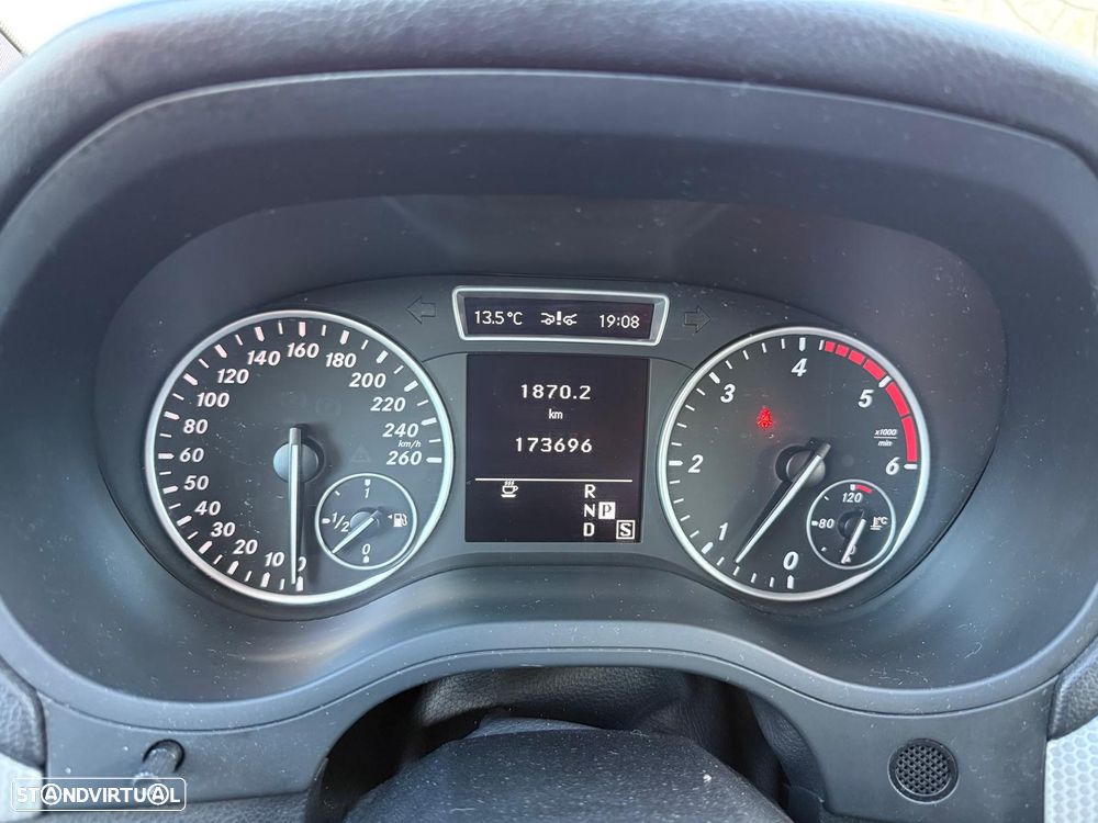 Mercedes-Benz B 180 CDI BlueEFFICIENCY Aut. - 27