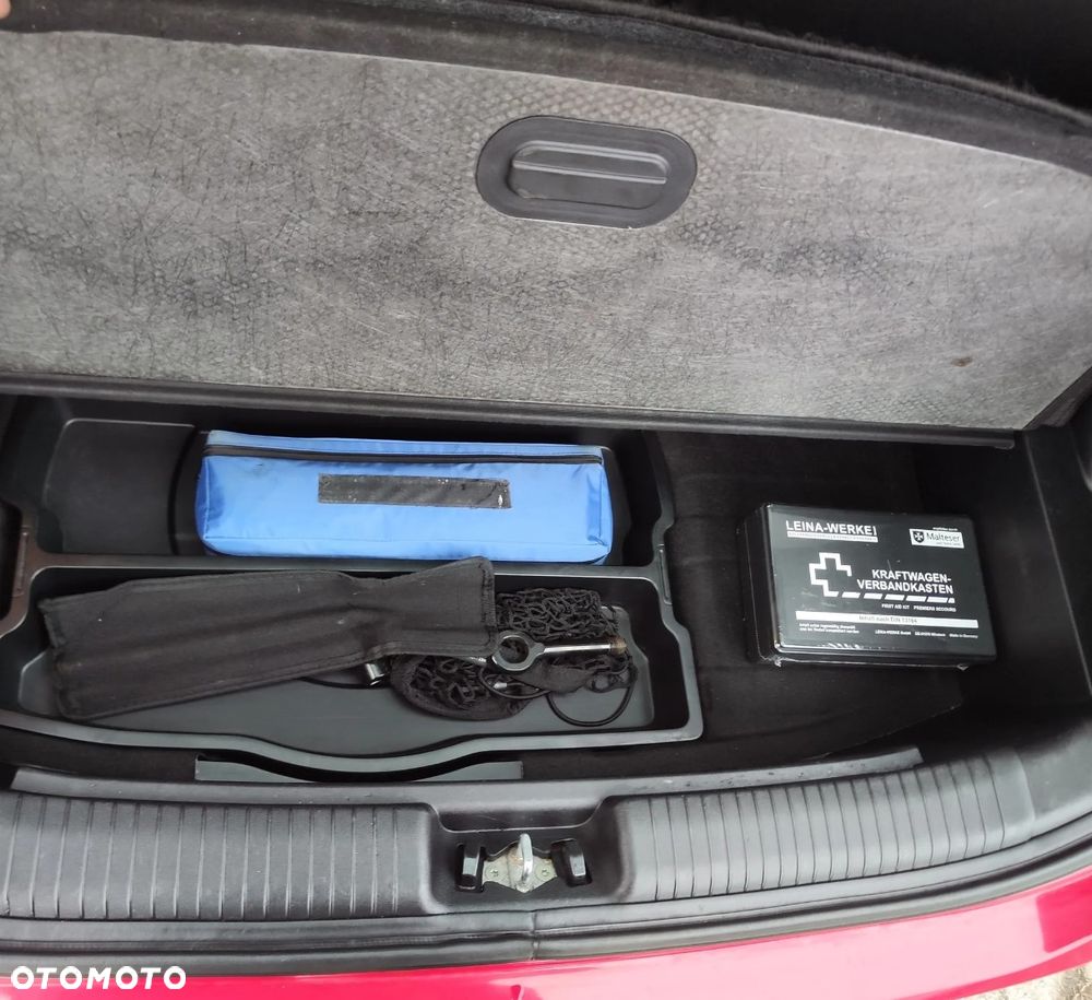 Hyundai ix20 1.4 Trend - 17