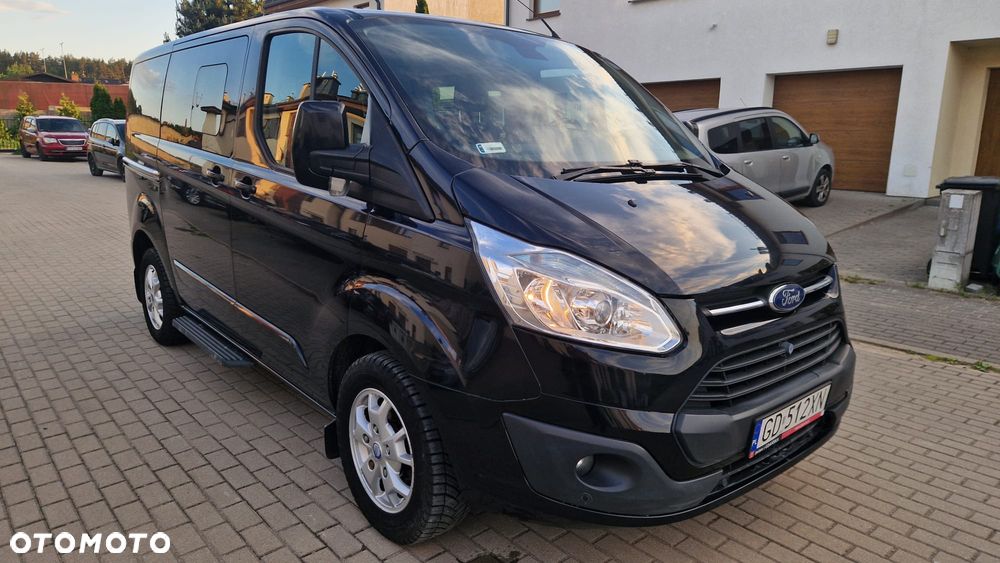 Ford Tourneo Custom - 2