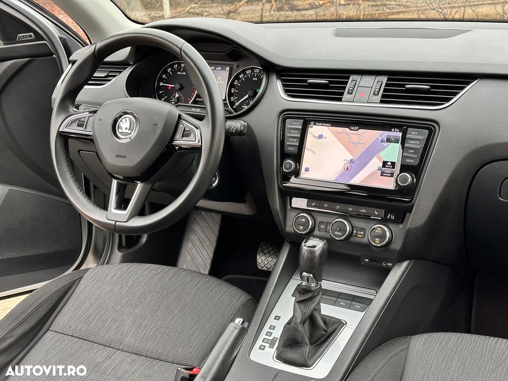 Skoda Octavia 1.6 TDI (Green tec) DSG Style - 15