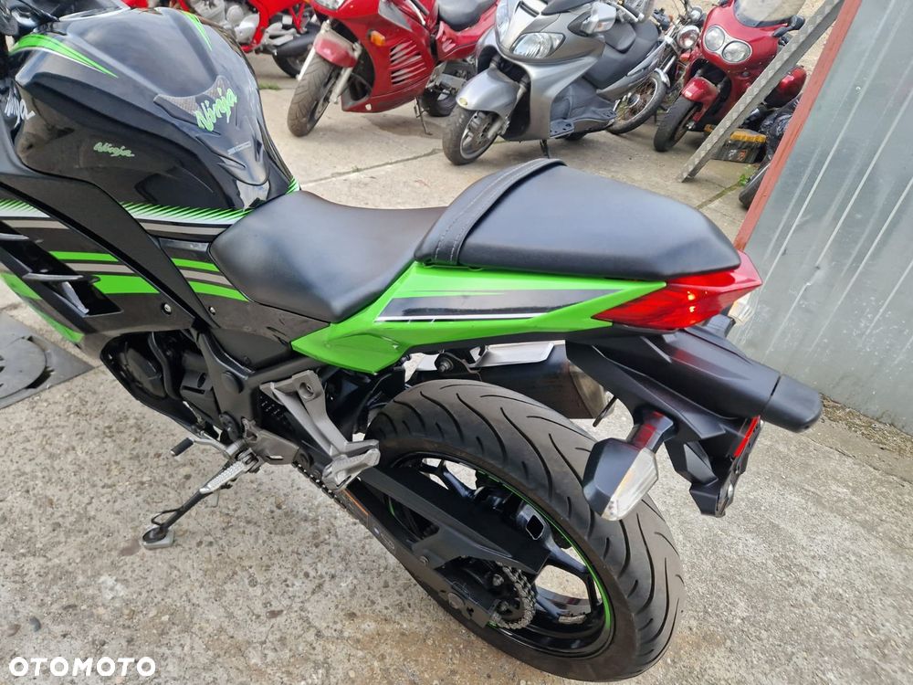 Kawasaki Ninja 300 ABS - 24